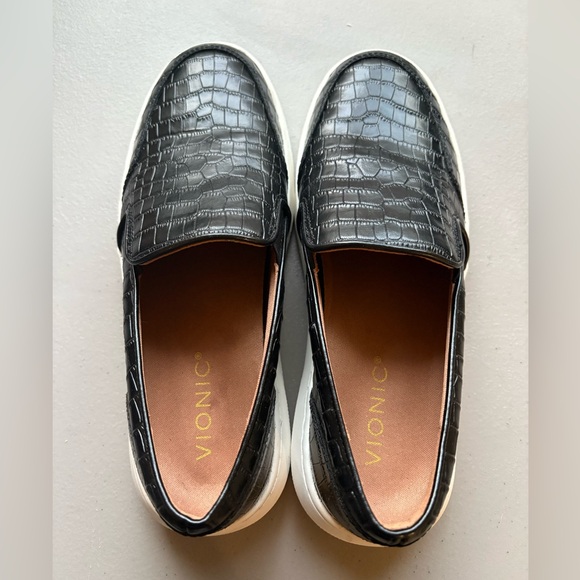 Vionic Dinora Black Croc Textured Platform Slip-On Sneakers - Picture 2 of 7